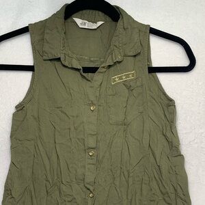 H&M Green Sleeveless Button Down‎ Shirt Size 11-12Y